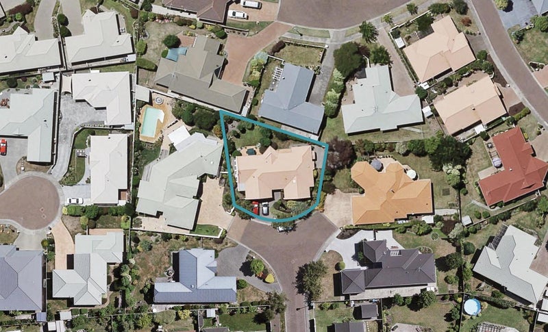 7 Regent Way, Taradale, Napier - Carousel 1
