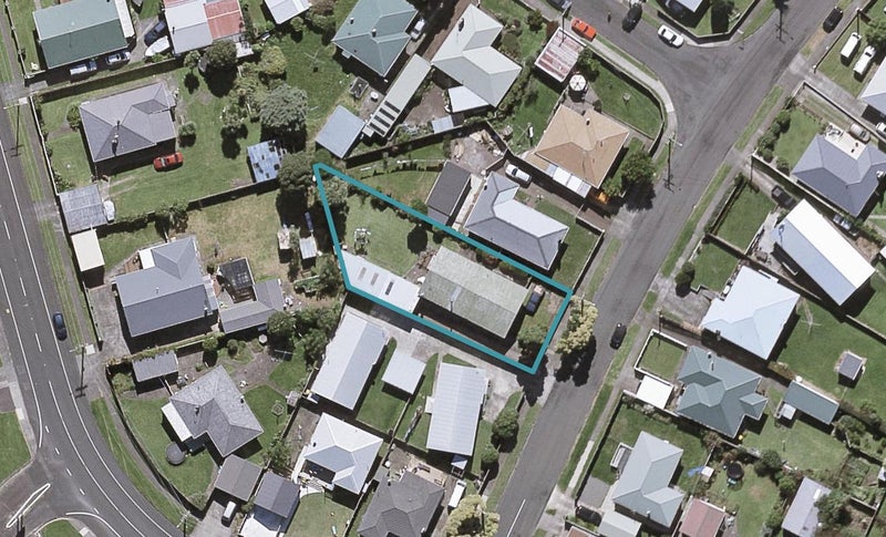3 Rosendale Avenue, Spotswood, New Plymouth - Carousel 1
