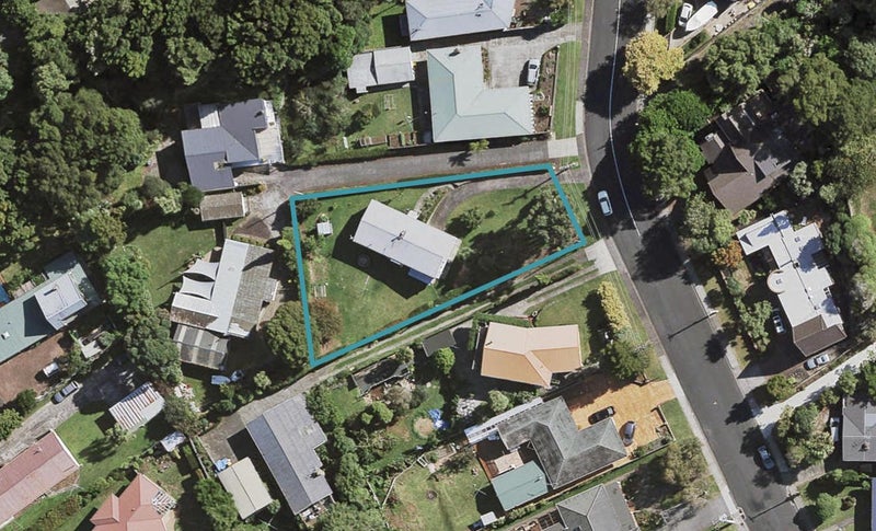 16 Scenic Drive, Hillpark, Auckland - Carousel 1