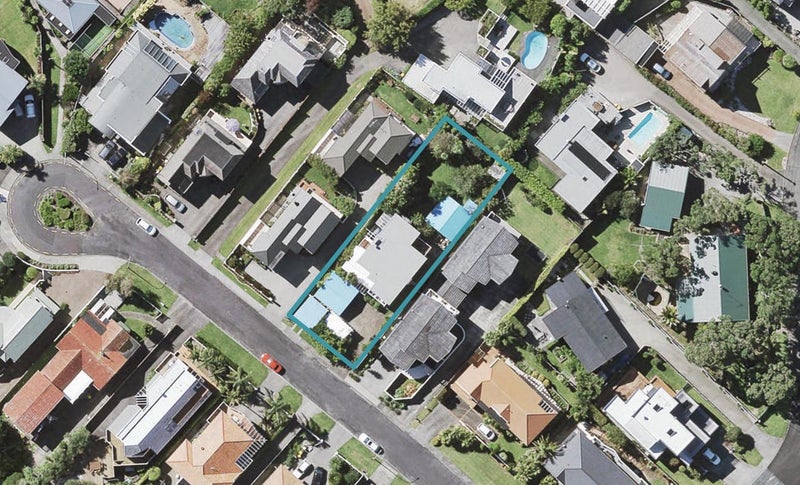 3 Midway Avenue, Castor Bay, Auckland - Carousel 1