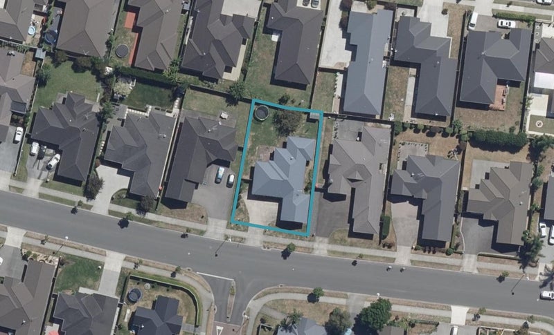 52 Moonlight Drive, Rototuna North, Hamilton - Carousel 1