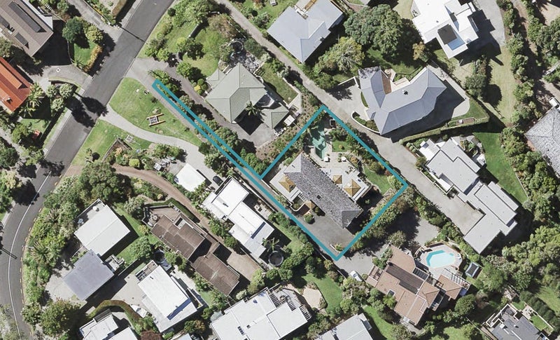 21 Braemar Road, Castor Bay, Auckland - Carousel 1