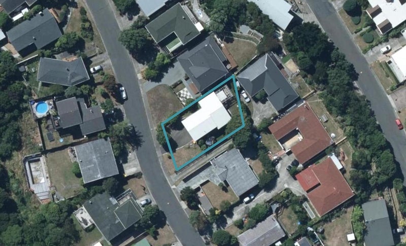 109 Kahu Road, Paremata, Porirua - Carousel 1
