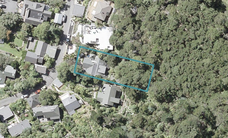 11 Korimako Road, Days Bay, Lower Hutt - Carousel 1