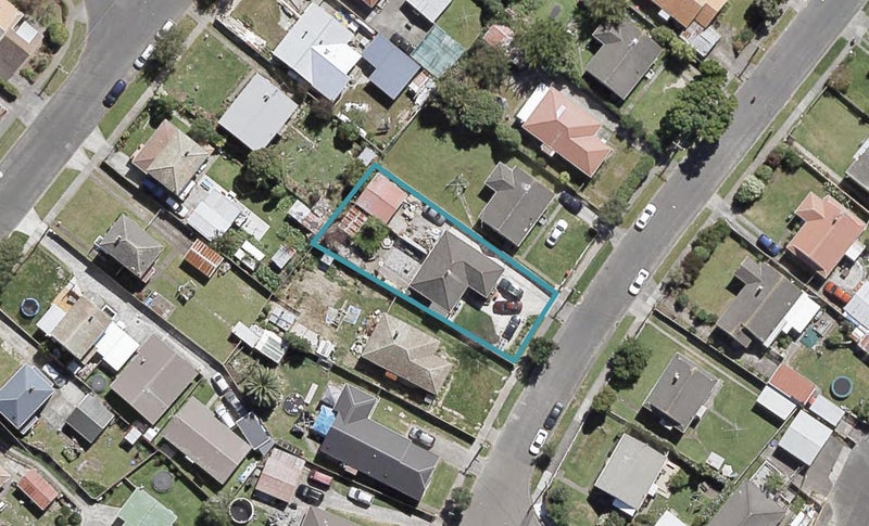 17 Poole Street, Taita, Lower Hutt - Carousel 1