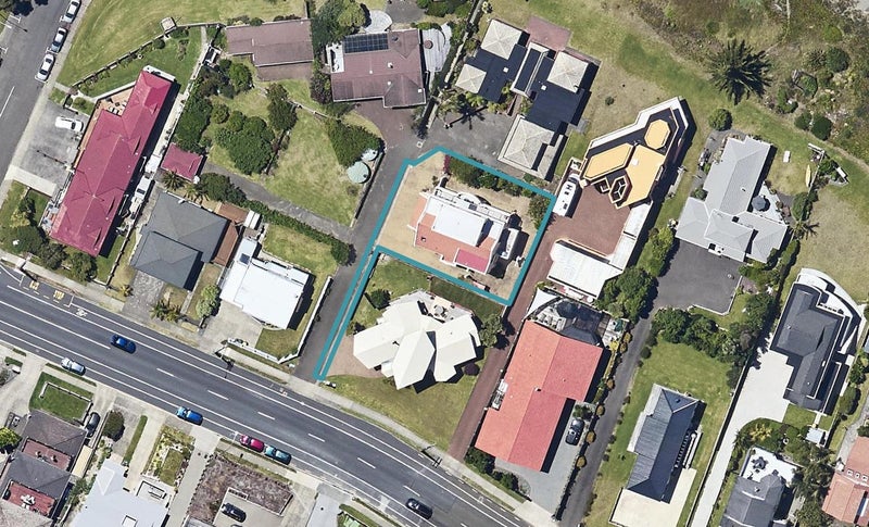 35 Pohutukawa Avenue, Ohope, Ohope - Carousel 1