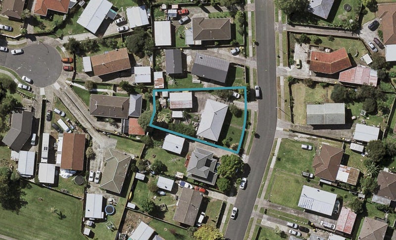 25 Zelda Avenue, Clover Park, Auckland - Carousel 1