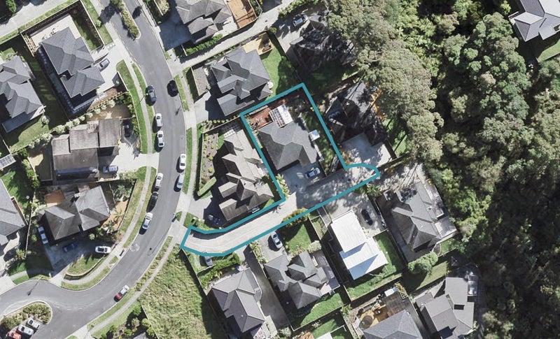 26 Namsan Close, Fairview Heights, Auckland - Carousel 1