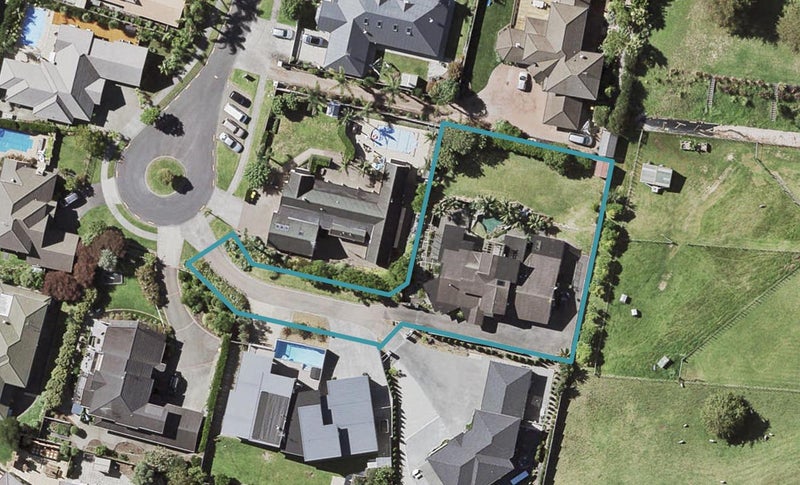 60 Burnaston Court, Dannemora, Auckland - Carousel 1