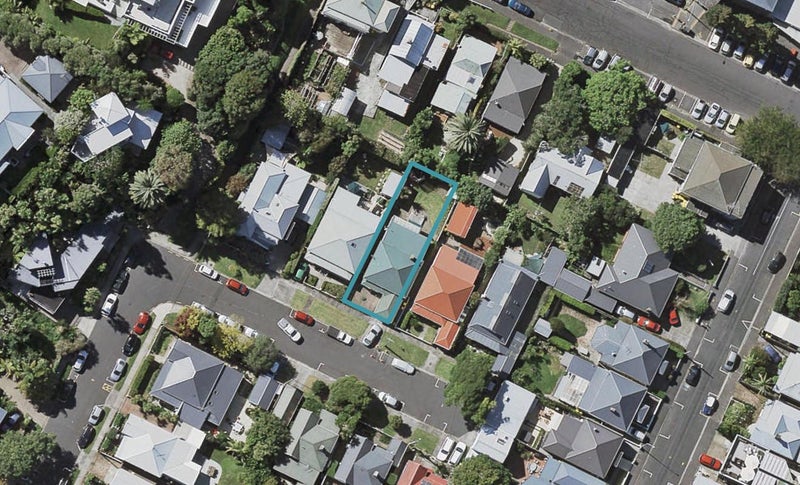 5 Kapai Road, Devonport, Auckland - Carousel 1