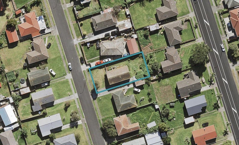 83 Calthorp Close, Favona, Auckland - Carousel 1