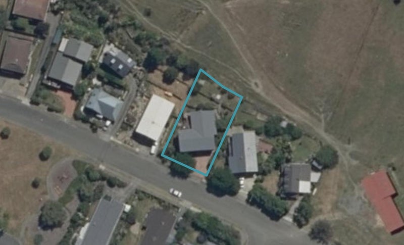 23 Werneth Street, Atawhai, Nelson - Carousel 1