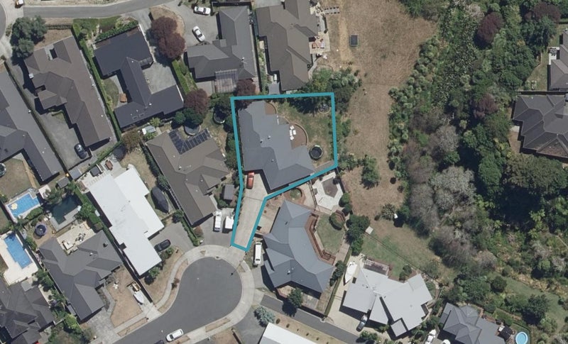 11 Grenache Place, Rototuna, Hamilton - Carousel 1