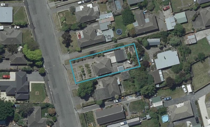 43 Cuffs Road, Wainoni, Christchurch - Carousel 1