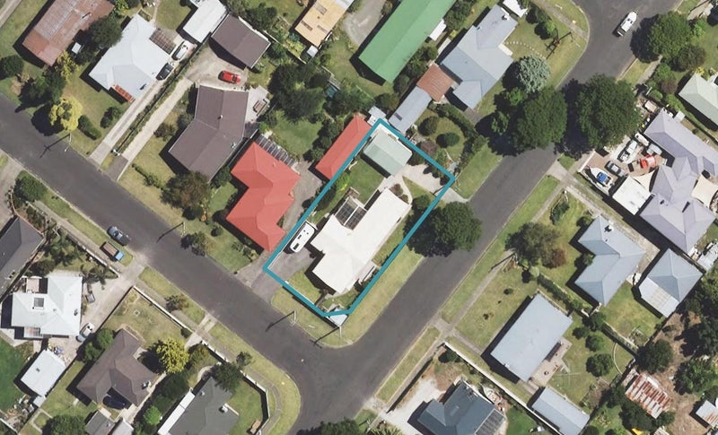 1 Emily Street, Riverdale, Gisborne - Carousel 1
