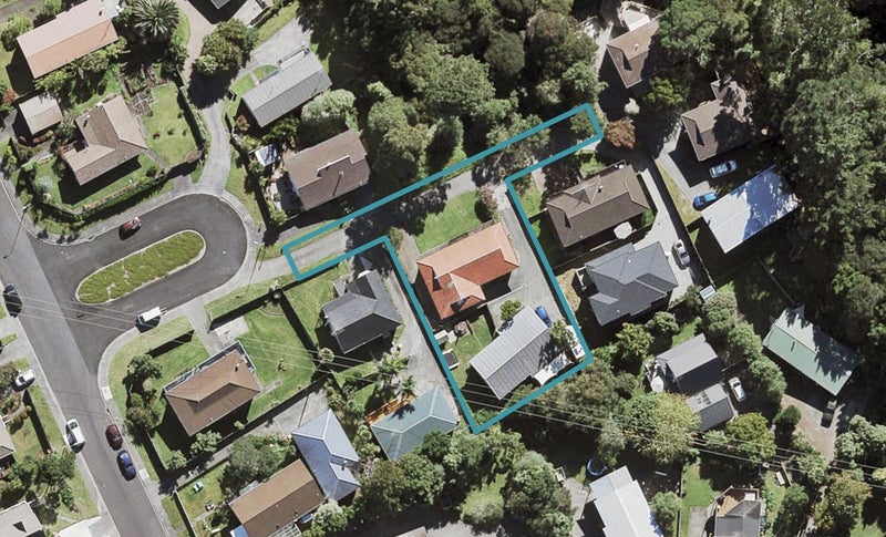 2/5 Ramonda Close, Bayview, Auckland - Carousel 1