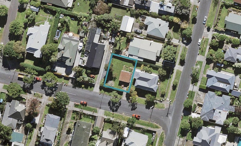 32 Lancing Road, Sandringham, Auckland - Carousel 1