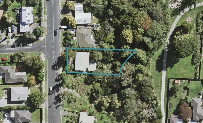 68 Glendale Road, Glen Eden, Auckland - Carousel 1