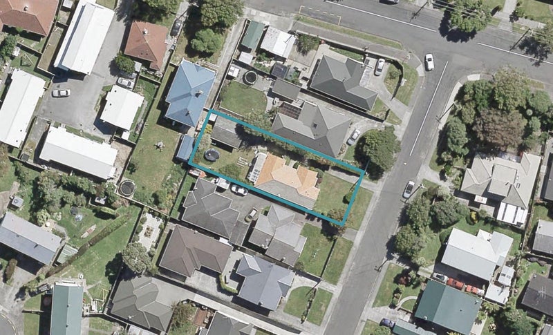 6 Waitui Crescent, Waiwhetu, Lower Hutt - Carousel 1