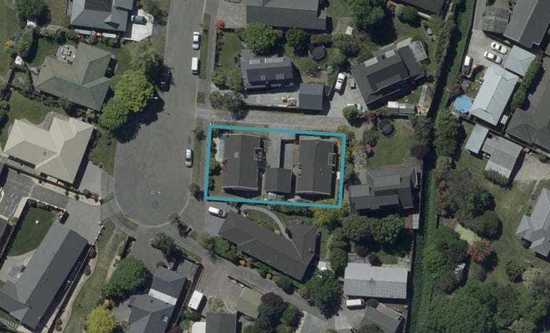2/11 Addison Place, Halswell, Christchurch - Carousel 1
