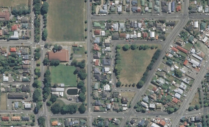 29B Russell Square, Parkside, Timaru - Carousel 1