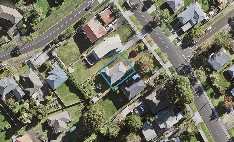 245 New Windsor Road, New Windsor, Auckland - Carousel 1