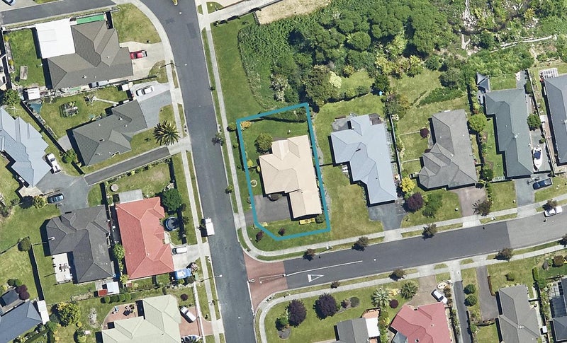 25 McCahon Drive, Pukehangi, Rotorua - Carousel 1