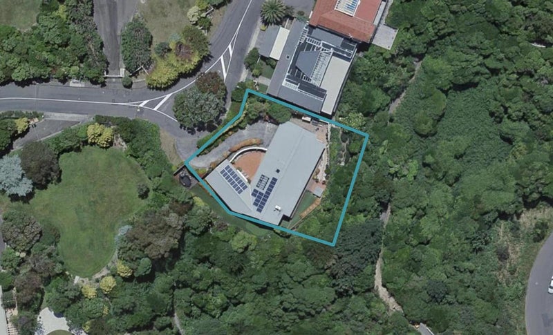 7 Butavas Street, Khandallah, Wellington - Carousel 1