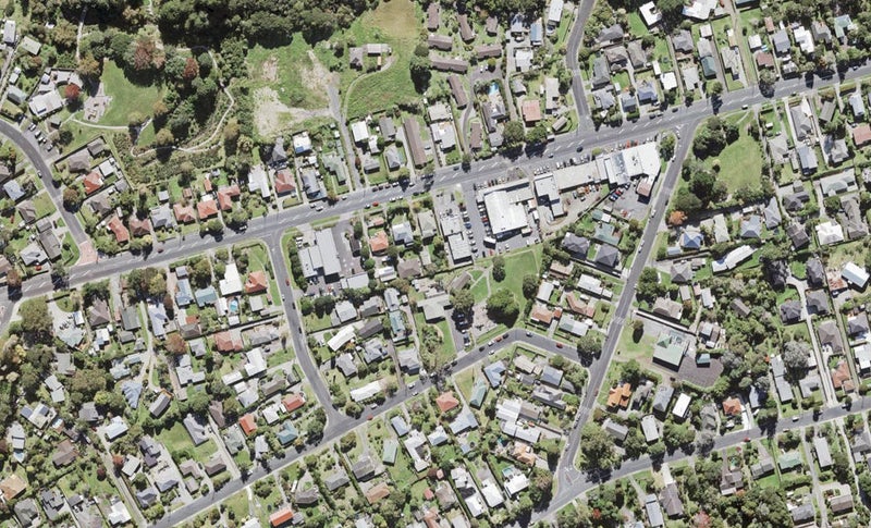 72E Godley Road, Green Bay, Auckland - Carousel 1