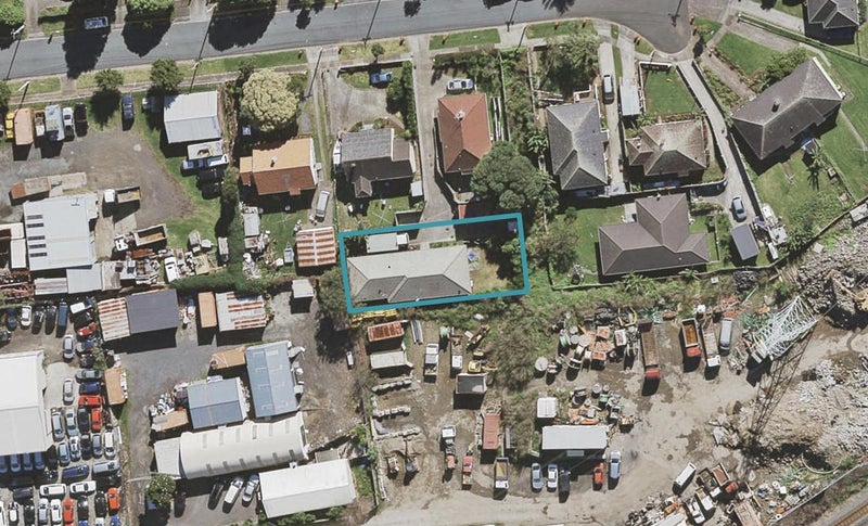 4A Bond Place, Onehunga, Auckland - Carousel 1