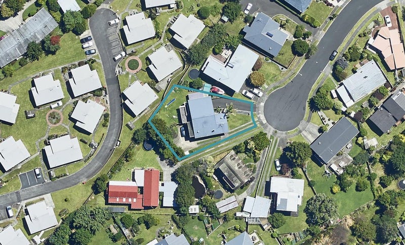 31 Grosmont Terrace, Brookfield, Tauranga - Carousel 1