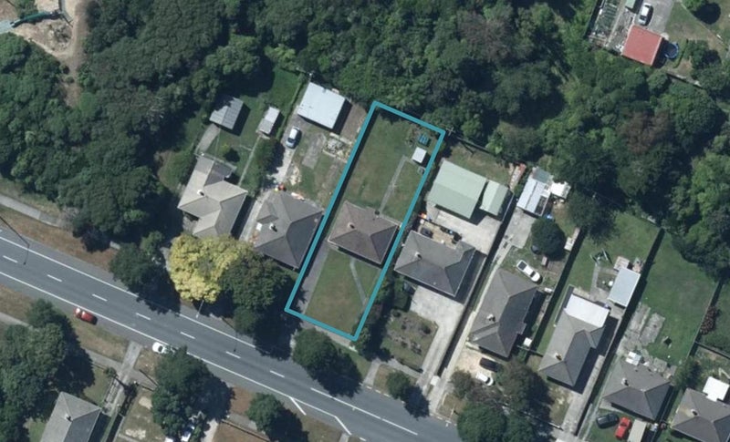 33 Mungavin Avenue, Ranui, Porirua - Carousel 1