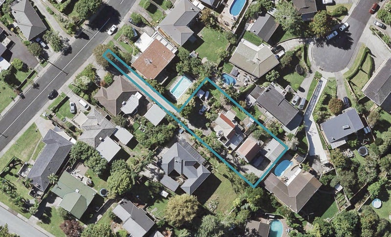 61 Angelo Avenue, Howick, Auckland - Carousel 1