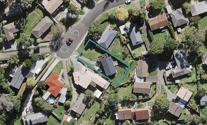 20 Camrose Place, Glenfield, Auckland - Carousel 1