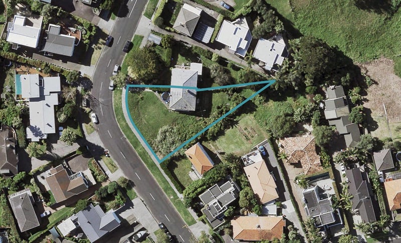 21 Kurahaupo Street, Orakei, Auckland - Carousel 1