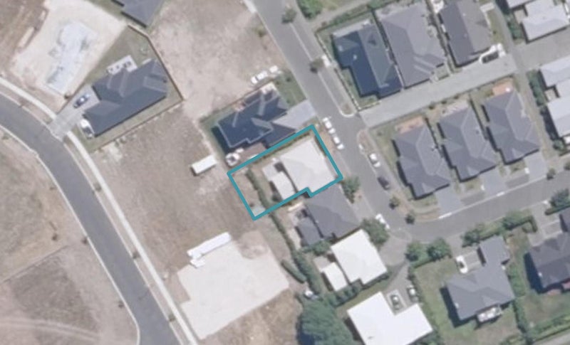 6 Chateau Crescent, Rangatira Park, Taupo - Carousel 1