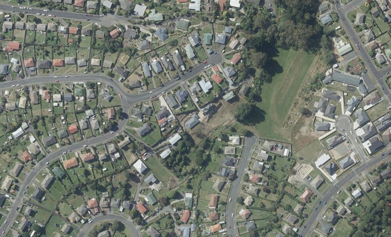 10 Summertime Avenue, Corstorphine, Dunedin - Carousel 1