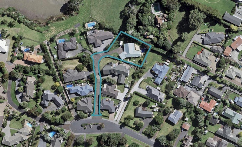 17 Bayview Drive, Waiuku, Waiuku - Carousel 1