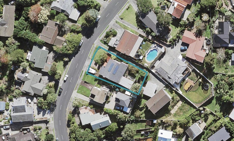 44 Hadfield Street, Beach Haven, Auckland - Carousel 1