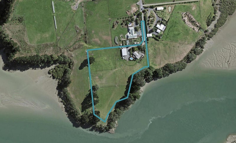88 Boyd Road, Pukekohe - Carousel 1