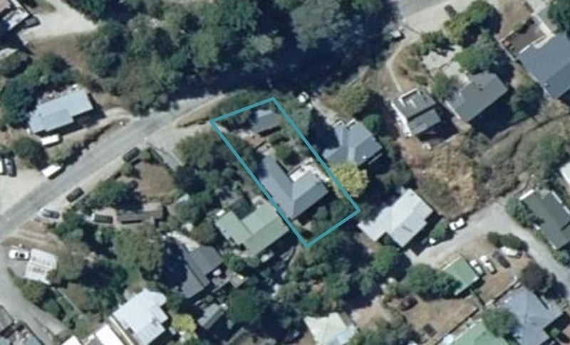 18 Lomond Crescent, Queenstown, Queenstown - Carousel 1