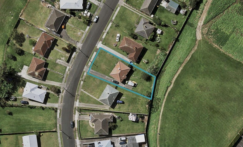 18 Hannah Road, Otara, Auckland - Carousel 1