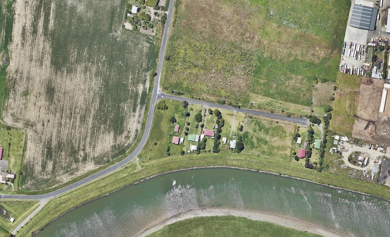 6 Tahere Road, Coastlands, Whakatane - Carousel 1