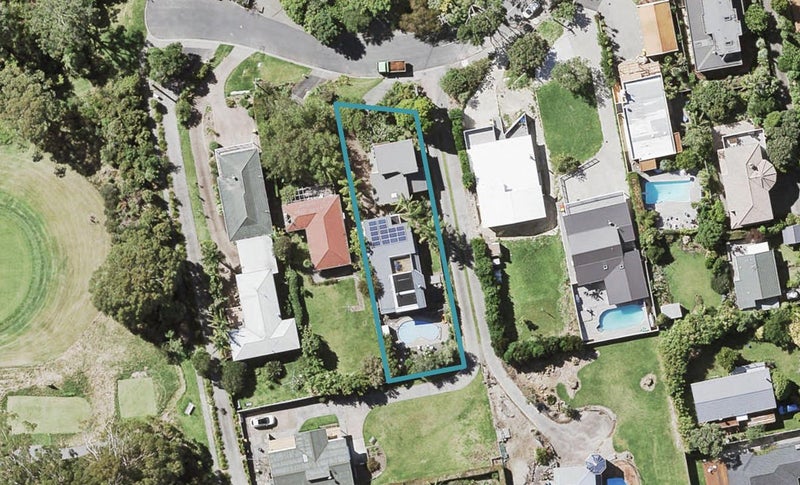 2/94 Park Rise, Campbells Bay, Auckland - Carousel 1