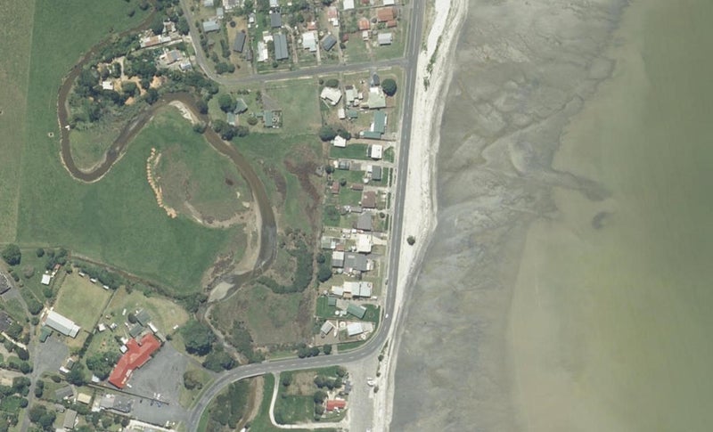 971 East Coast Road, KAIAUA, MIRANDA - Carousel 1