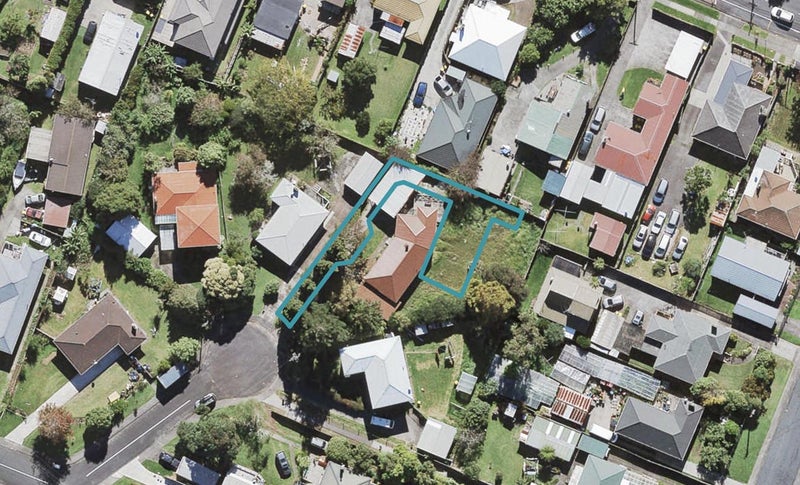 7D Hurley Place, Kelston, Auckland - Carousel 1