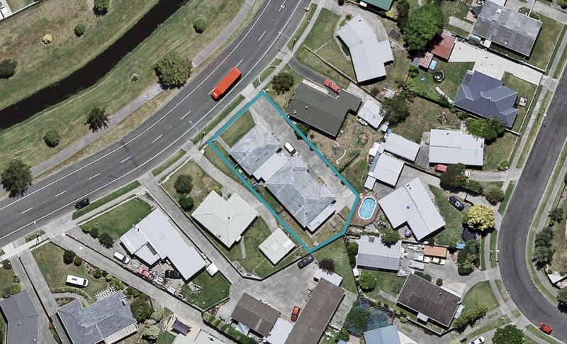 195 Westminster Avenue, Tamatea, Napier - Carousel 1
