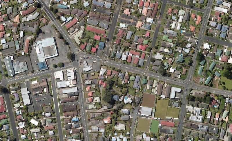 8 Nixon Street, Kensington, Whangārei - Carousel 1
