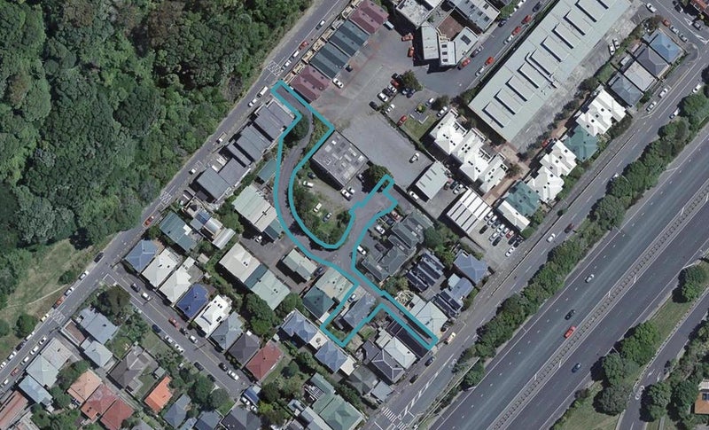 1 Malcolm Lane, Thorndon, Wellington - Carousel 1