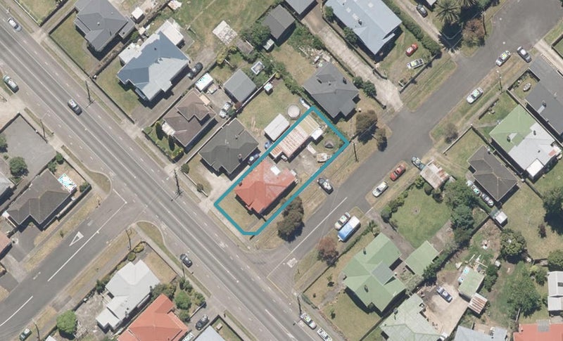 36 Carlton Avenue, Gonville, Whanganui - Carousel 1